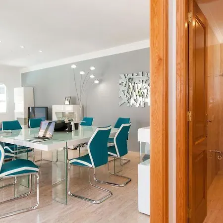 Sleeps 8 Pool Air Con Wifi Holiday home Sonnenland